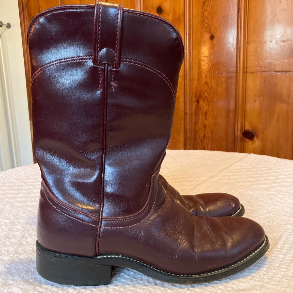 Cognac Wine Red Vintage Laredo Cowboy Boots, 6.5